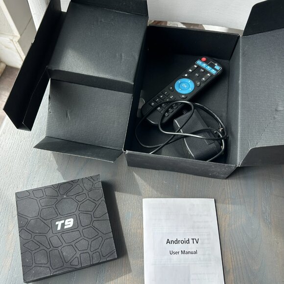 4K Streaming with T9 Android TV Box - 4GB RAM, 32GB Storage, Compact & Powerful - Picture 4 of 11